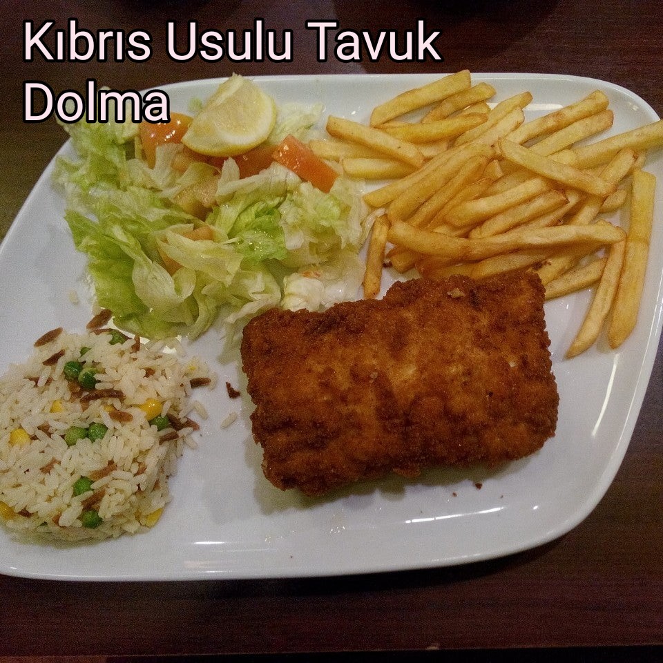 Kıbrıs Usulu Tavuk Dolma